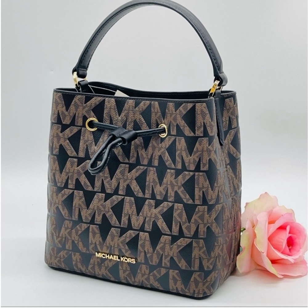 Michael Kors Medium Suri Bucket Messenger Crossbody Satchel - Picture 9 of 15